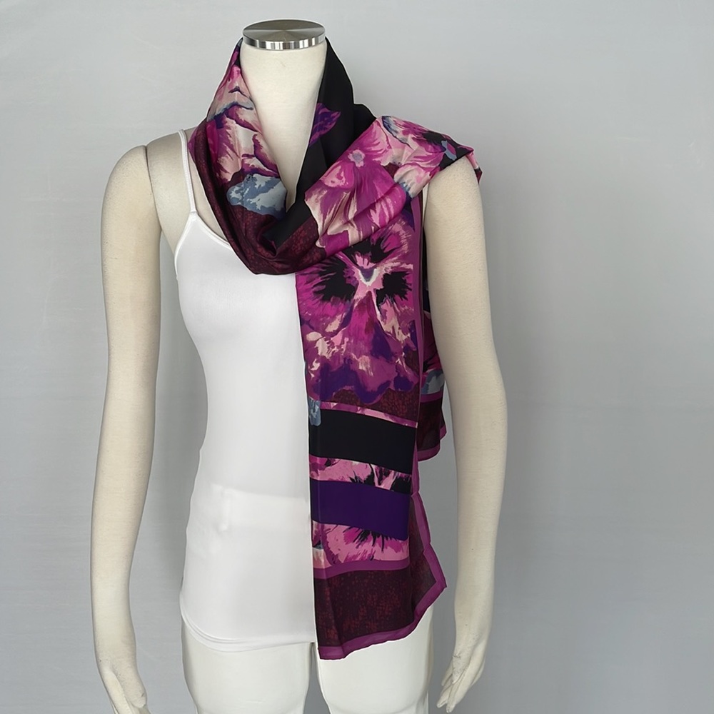 NWT WHBM Viola Oblong Scarf Cabernet - Picture 7 of 14